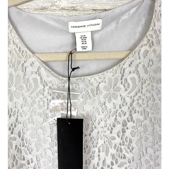 Adrienne Vittadini Women’s M Light Gray Lace Boho Lined Crew Neck Blouse Top NEW - Picture 3 of 5